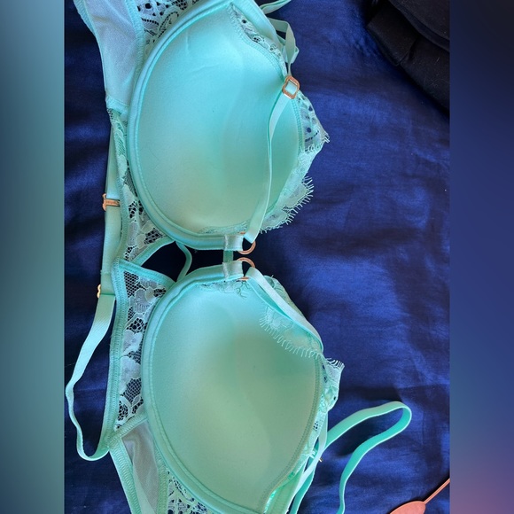 Honey Birdette - Vanessa Bra & Panty Set - Picture 10 of 14